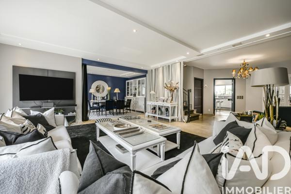Maison à vendre 7 pièces 266,49 m² Clamart