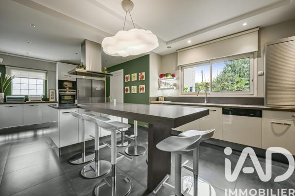 Maison à vendre 7 pièces 266,49 m² Clamart
