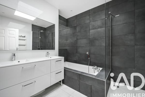Maison à vendre 7 pièces 266,49 m² Clamart