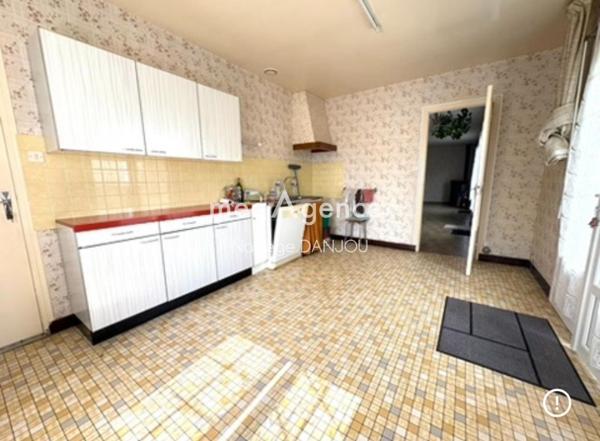 Maison à Vire Normandie, 14500 - 4 pièces 104m²
