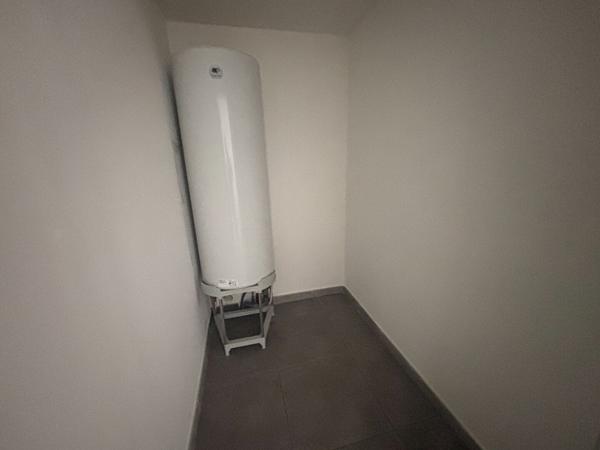 A louer, commerce, climatisation, Bureaux Marseille 12ème, Beaumont 1 pièce 35 m2