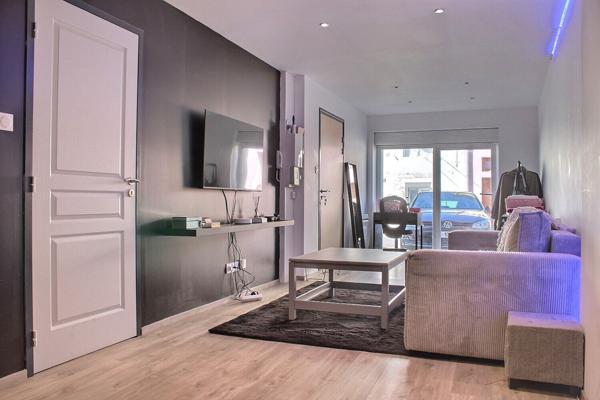 Spécial investisseurs - immeuble - Verdun - 3 F2 - 1 maison - Rénové