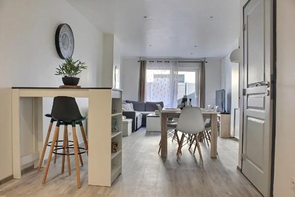 Spécial investisseurs - immeuble - Verdun - 3 F2 - 1 maison - Rénové