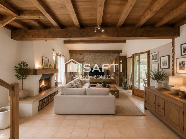 MAISON 5 PIÈCES – 186 m² – TRETS