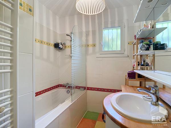 Maison  familliale 4 pièces avec piscine et garage à vendre à Marseille - Quartier La Seignerie/Beauvallon13009