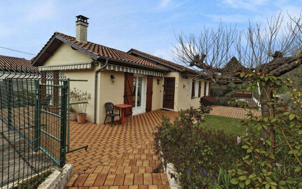 Maison à vendre    4 pièces •  Ternay