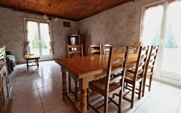 Maison à vendre    4 pièces •  Ternay