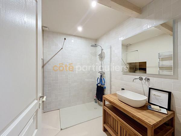 Vente
                Maison124 m² - 4 Pièces -
                    BIARRITZ (64200)