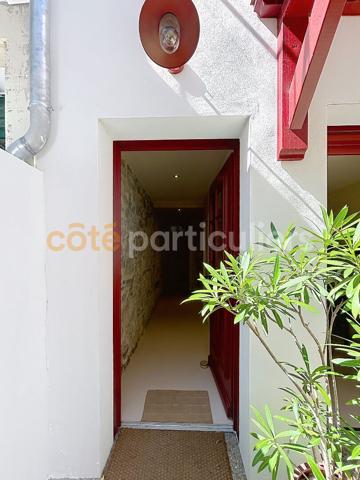 Vente
                Maison124 m² - 4 Pièces -
                    BIARRITZ (64200)