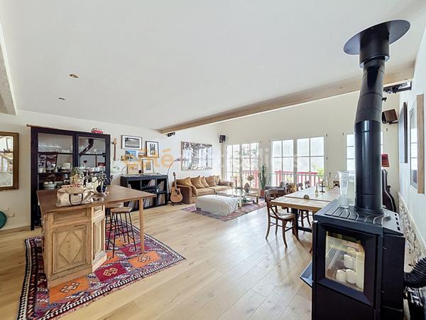 Vente
                Maison124 m² - 4 Pièces -
                    BIARRITZ (64200)