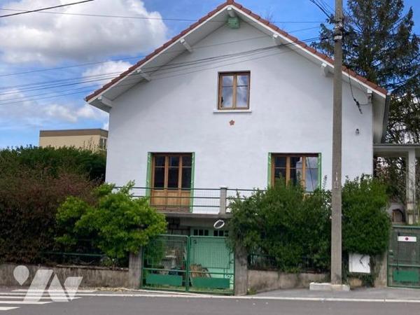 MAISON F6 de 144 m²