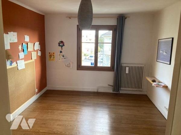 MAISON F6 de 144 m²