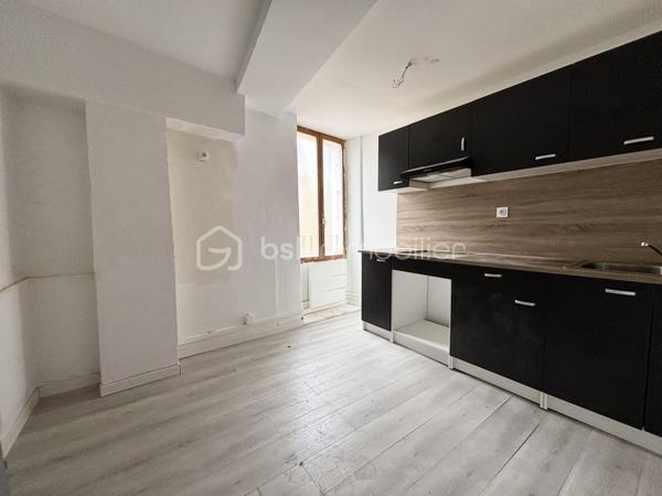 Immeuble de 150 m²