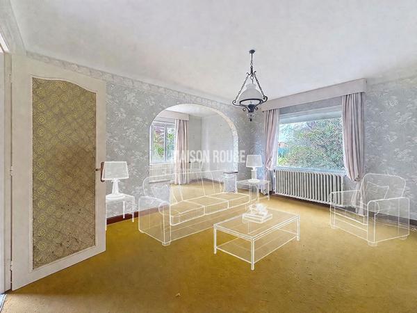 Maison en demi-niveaux, lumineuse, à repenser !