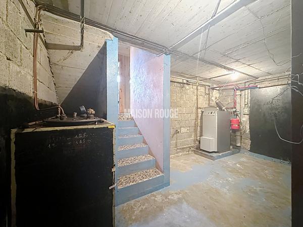 Maison en demi-niveaux, lumineuse, à repenser !