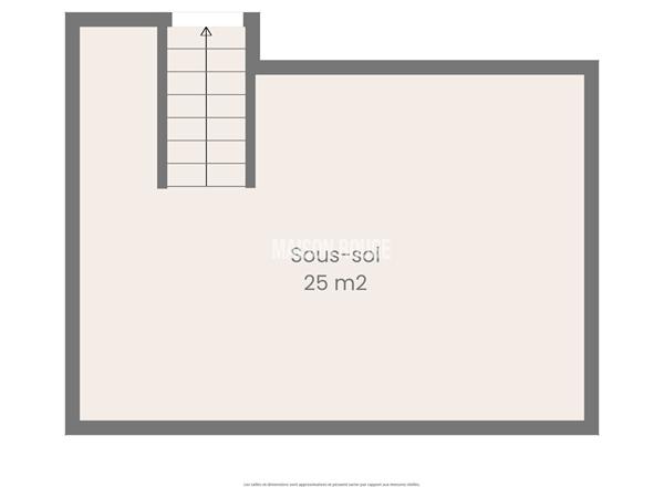 Maison en demi-niveaux, lumineuse, à repenser !
