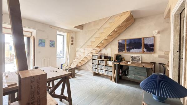 Le Pompidou (48110) Maison de village 7 pièces avec terrasse