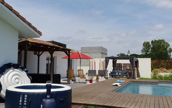 Maison à vendre    5 pièces • 152 m2 Pomarez