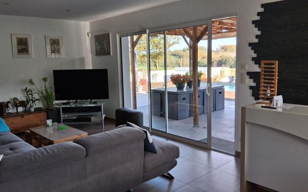 Maison à vendre    5 pièces • 152 m2 Pomarez