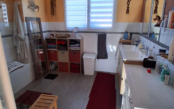 Maison à vendre    5 pièces • 152 m2 Pomarez