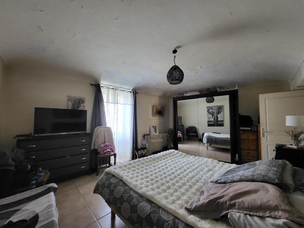 Maison à SAINT-PAUL-LE-JEUNE, 07460 - 6 pièces 155m²