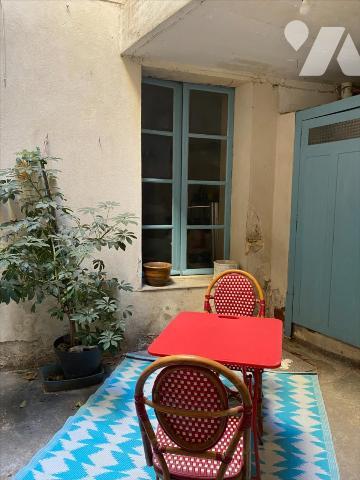 MAISON DE VILLAGE  avec cour - 2 LOGEMENTS - GARAGE