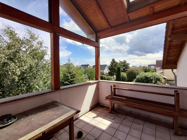 Maison - 9 pièces - 200 m²