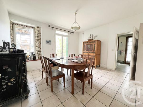 Maison à vendre  12 pièces - 258 m2 OLLAINVILLE - 91