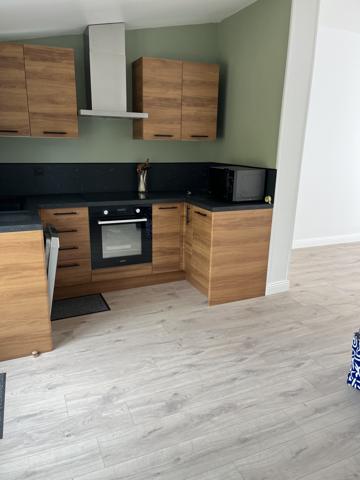 MAISON F2 EN TRÈS BON ÉTAT AVEC JARDIN PROCHE CENTRE-VILLE CHÂTELLERAULT Réf M.49