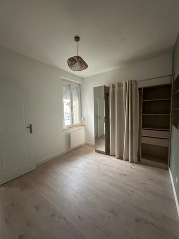 MAISON F2 EN TRÈS BON ÉTAT AVEC JARDIN PROCHE CENTRE-VILLE CHÂTELLERAULT Réf M.49