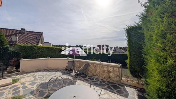 Maison
         4 pièces
        - 82 m² 310 000 € *