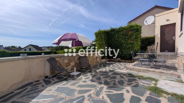 Maison
         4 pièces
        - 82 m² 310 000 € *