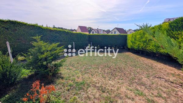 Maison
         4 pièces
        - 82 m² 310 000 € *