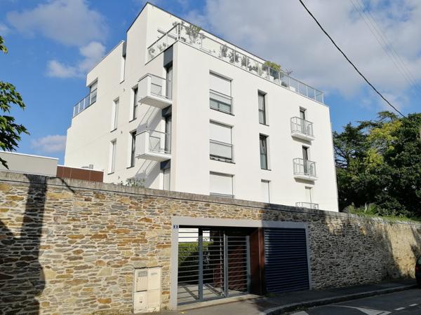 A LOUER - NANTES JARDIN DES PLANTES - Appartement 2 pièces MEUBLE de 56.05 m²