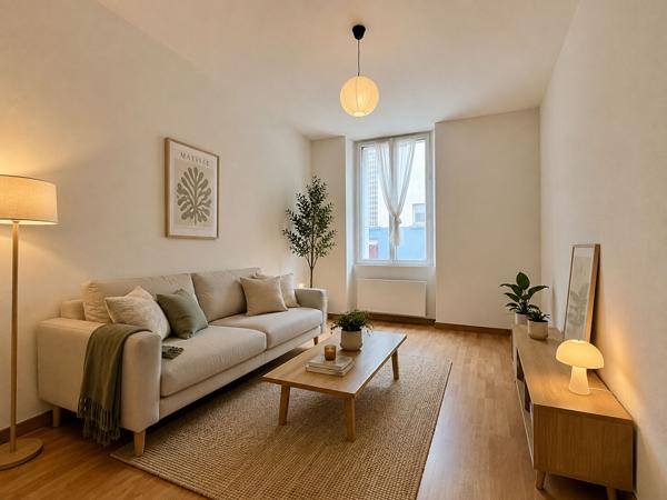 A LOUER - NANTES JARDIN DES PLANTES - Appartement 2 pièces MEUBLE de 56.05 m²
