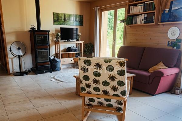 Maison à vendre 4 pièces PUYCAPEL (15)