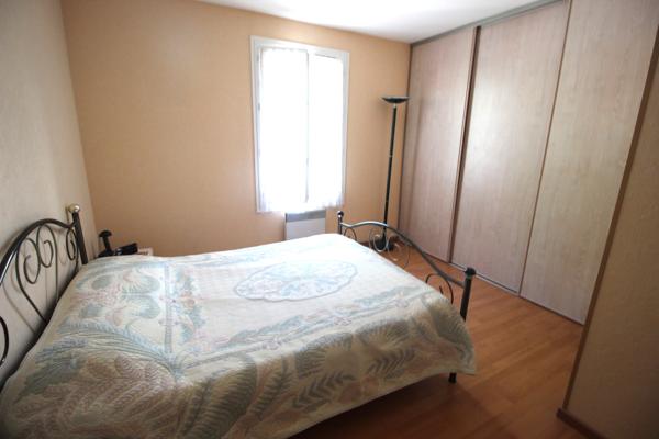 EXCLUSIVITÉ – Maison 3 pièces avec garage, parking et terrasse dans un quartier familial