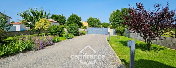 Maison de standing à Vernosc-lès-Annonay – Beaux volumes et parc arboré de plus de 3 000 m².
