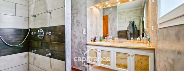 Maison de standing à Vernosc-lès-Annonay – Beaux volumes et parc arboré de plus de 3 000 m².