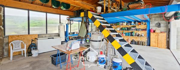 Maison de standing à Vernosc-lès-Annonay – Beaux volumes et parc arboré de plus de 3 000 m².