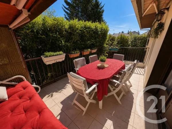 Maison à vendre  7 pièces - 193 m 2   LIVRY GARGAN  - 93