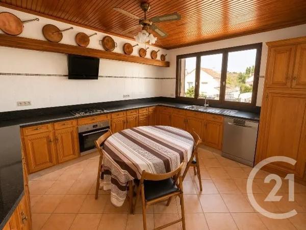 Maison à vendre  7 pièces - 193 m 2   LIVRY GARGAN  - 93