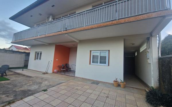 Immeuble à vendre    8 pièces •  Remire-Montjoly