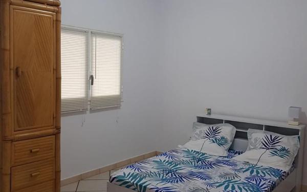 Immeuble à vendre    8 pièces •  Remire-Montjoly