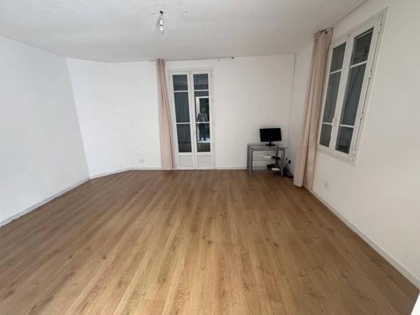 1.bail commercial+ 1 maisons – ENTREPOT SUR 2 niveaux Production d’agrumes – Fort rendement