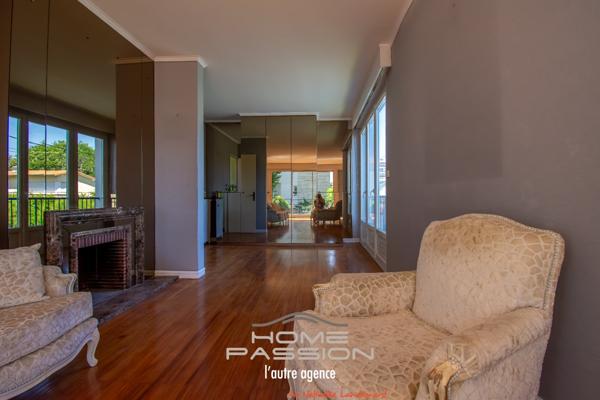 ROYAN LE CHAY - VILLA D' INSPIRATION LE CORBUSIER