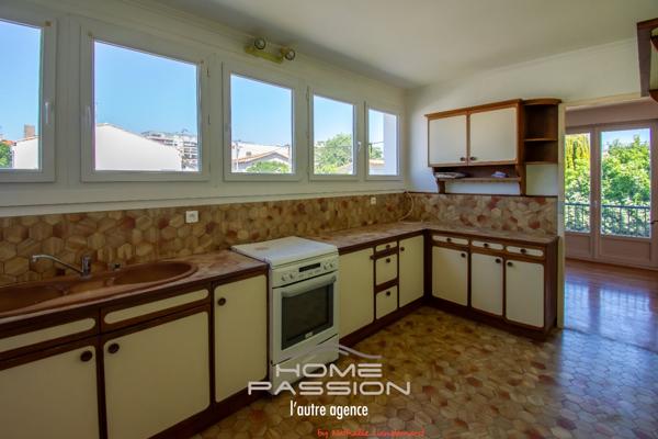 ROYAN LE CHAY - VILLA D' INSPIRATION LE CORBUSIER