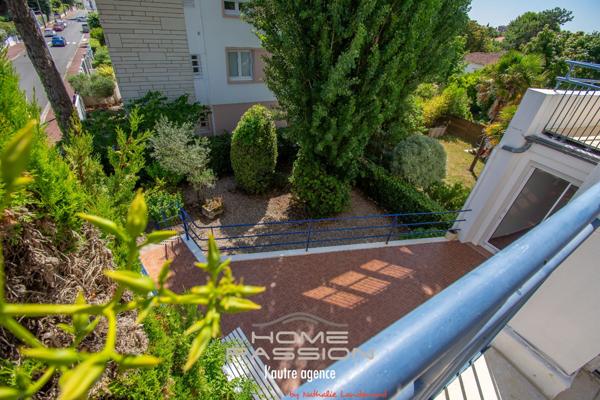 ROYAN LE CHAY - VILLA D' INSPIRATION LE CORBUSIER