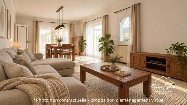Maison de ville de 143 m² avec piscine, jardin arboré et grand garage — Angoulême