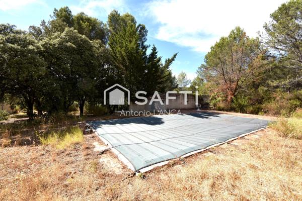 MAS PROVENÇALE AUTHENTIQUE D'ENVIRON 200m2 - 4 CHAMBRES SUR 7600m2 DE TERRAIN